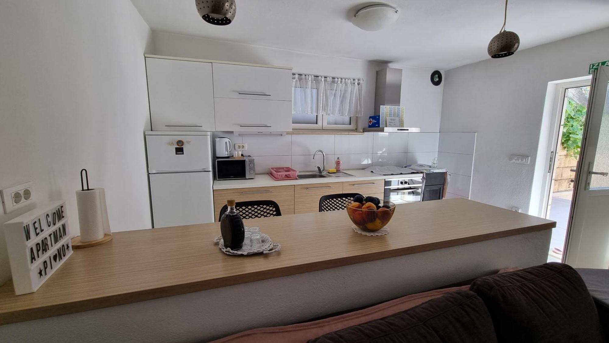 Apartment Pino Пучишча Экстерьер фото